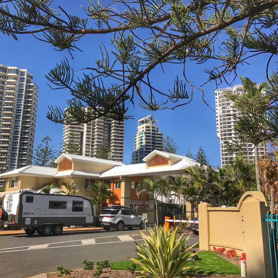 Camps Australia Wide - Main Beach Tourist Park
