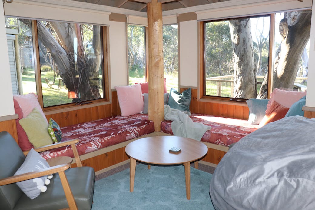 Cascade Chalet Living area